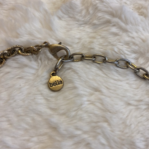 ⭐️ Bella Jack Green & Cream Gold-Tone Floral Crystal Statement Necklace - Picture 5 of 5